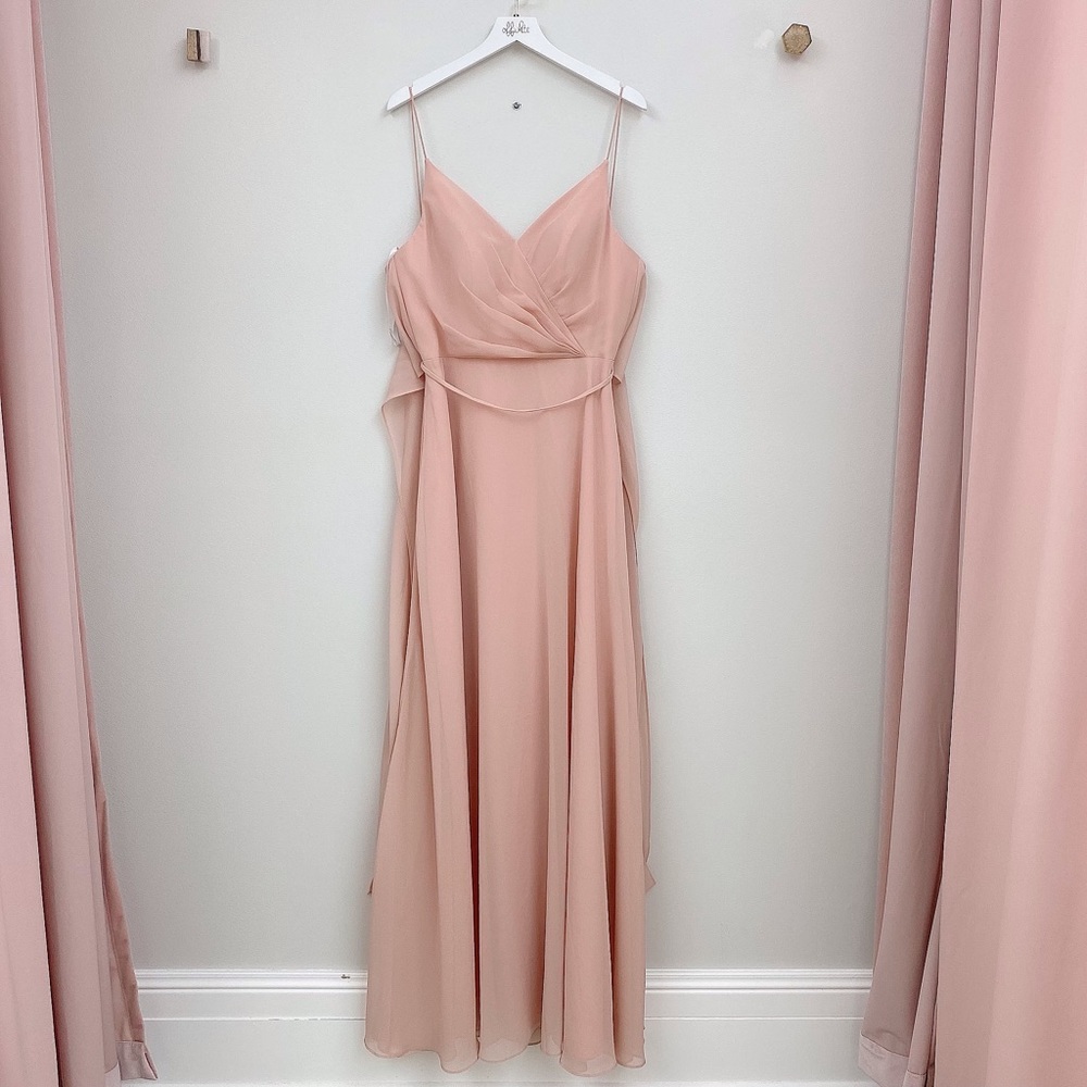 Christina Wu Style #22956 Rose Sz 6